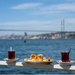 Sunset Bosphorus Cruise Istanbul with Tea and Cookies